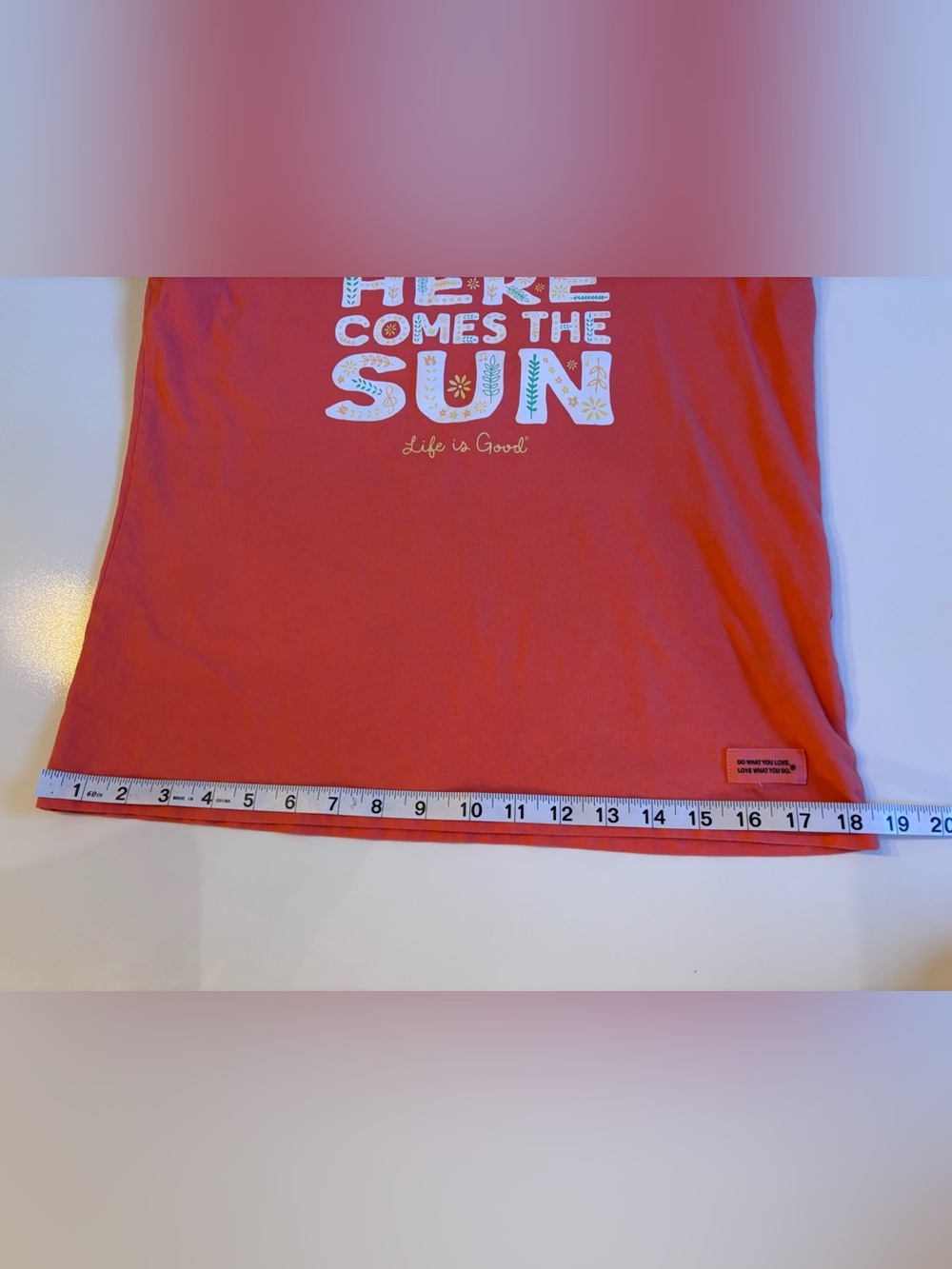 Life Is Good Crusher-Lite Women's Tee Here comes the Sun, SM, Coral/orange - Picture 7 of 16